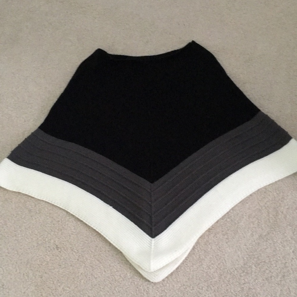 Great fall three-colored light wool cape